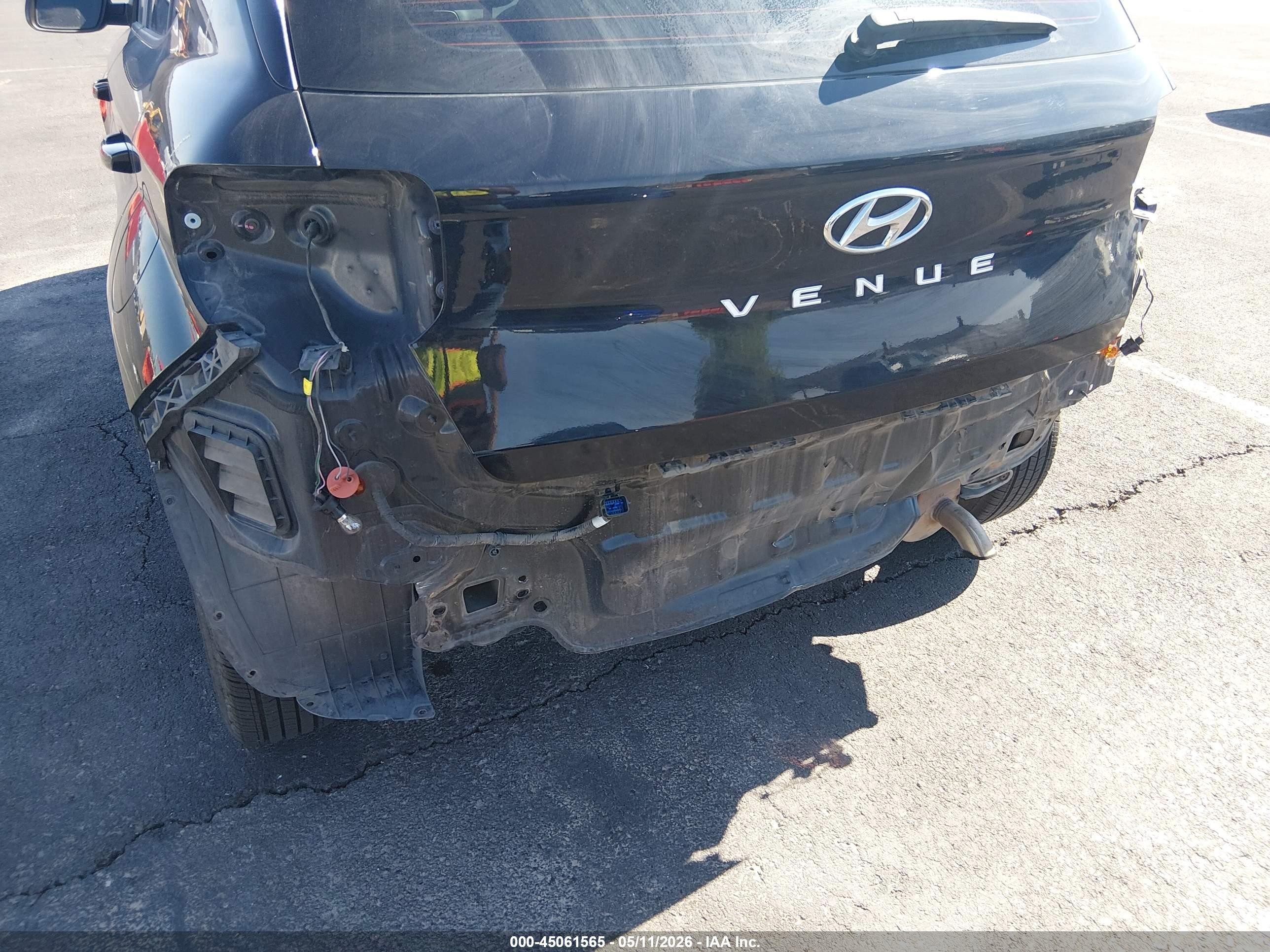 2021 Hyundai Venue Se Черный vin: KMHRB8A30MU068950