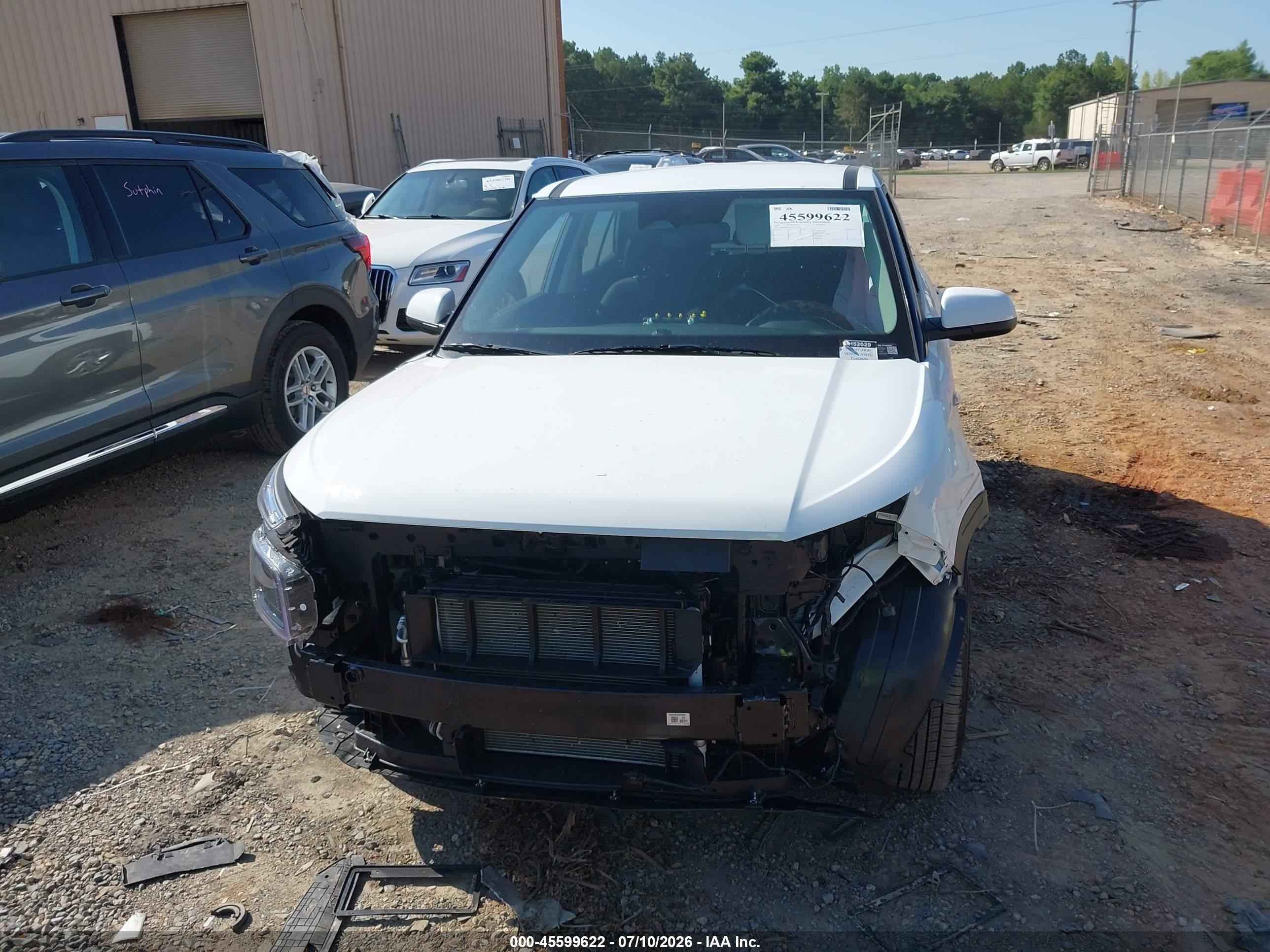 2026 Hyundai Venue Se White vin: KMHRB8A30TU452029