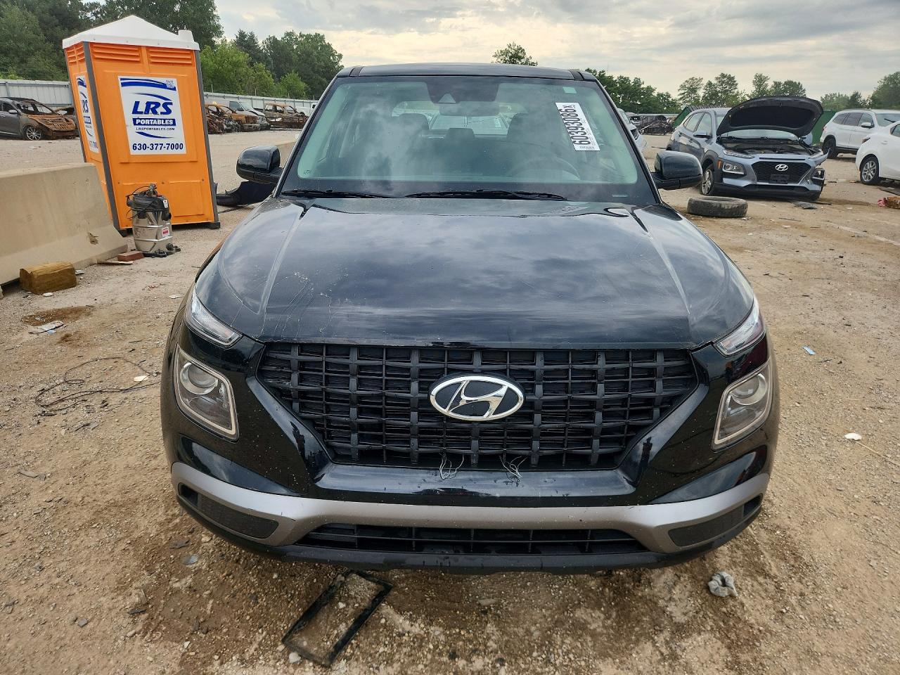 2021 Hyundai Venue Se Black vin: KMHRB8A32MU086494