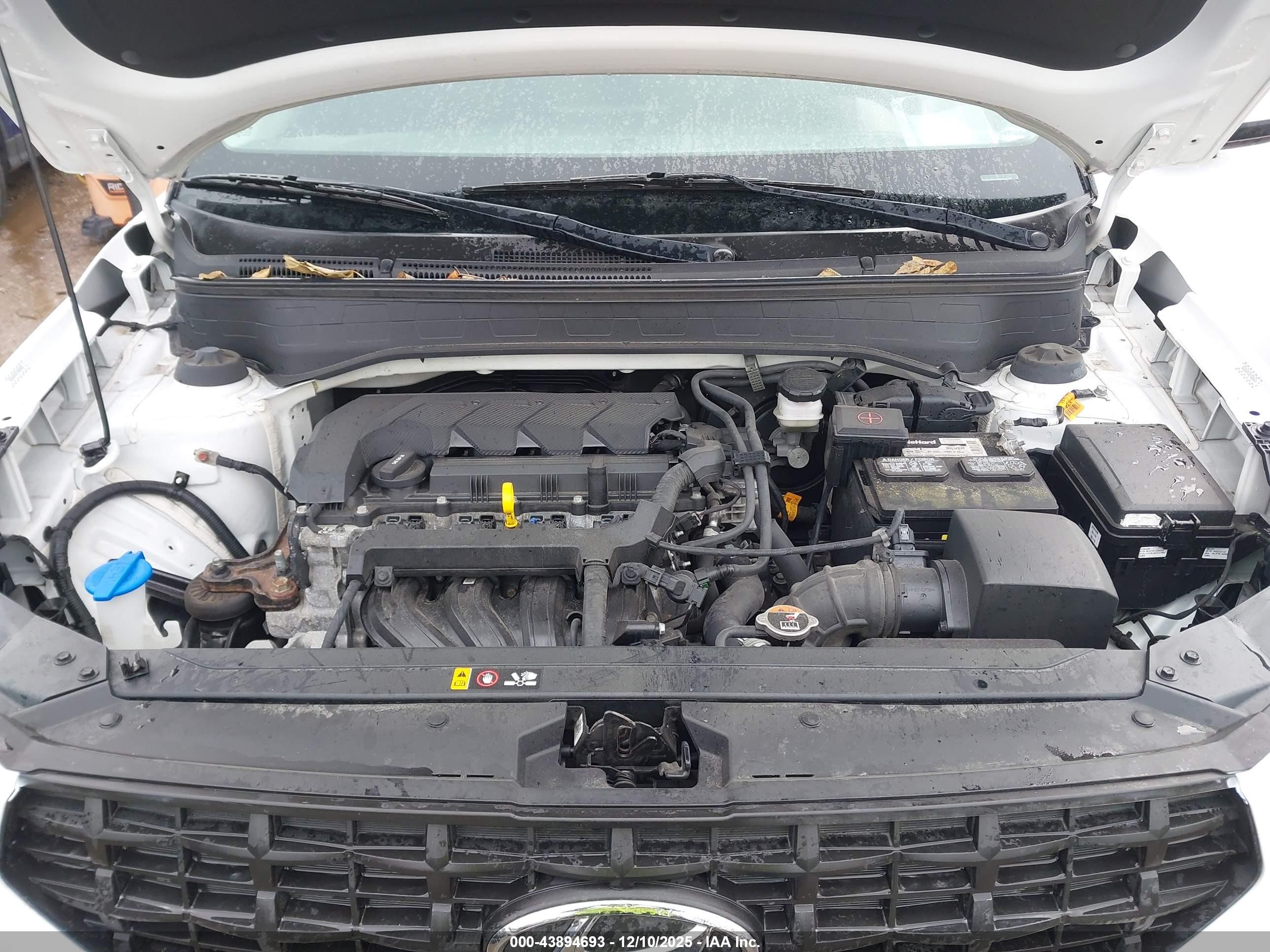 2021 Hyundai Venue Se White vin: KMHRB8A32MU098385