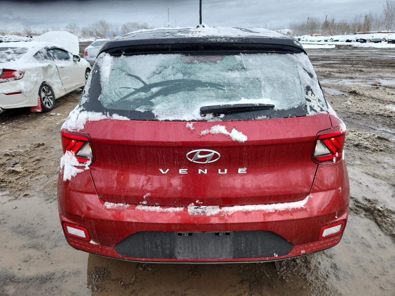 2025 Hyundai Venue Se Burgundy vin: KMHRB8A33SU378426