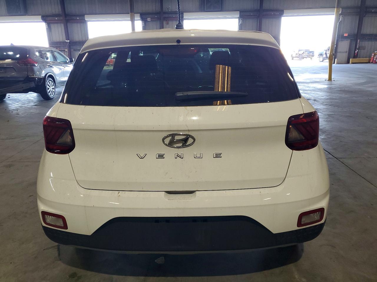 2026 Hyundai Venue Se Белый vin: KMHRB8A36TU419374