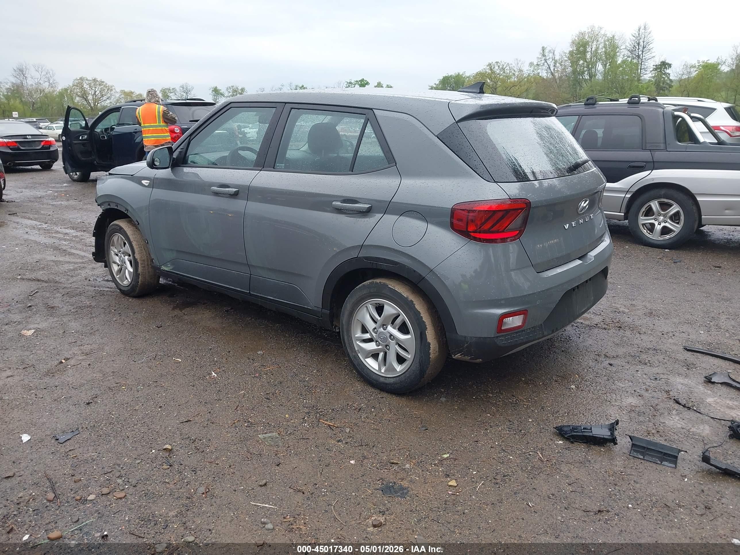 2022 Hyundai Venue Se Blue vin: KMHRB8A39NU177635