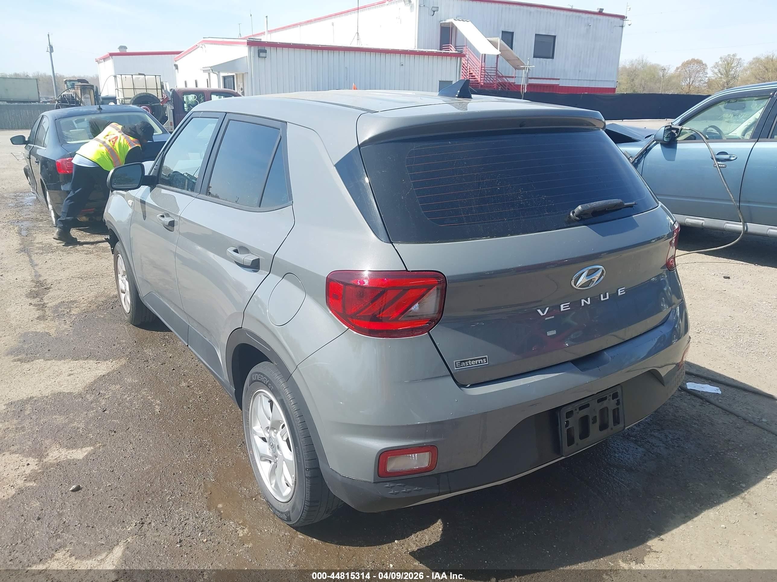 2021 Hyundai Venue Se Серый vin: KMHRB8A3XMU112887