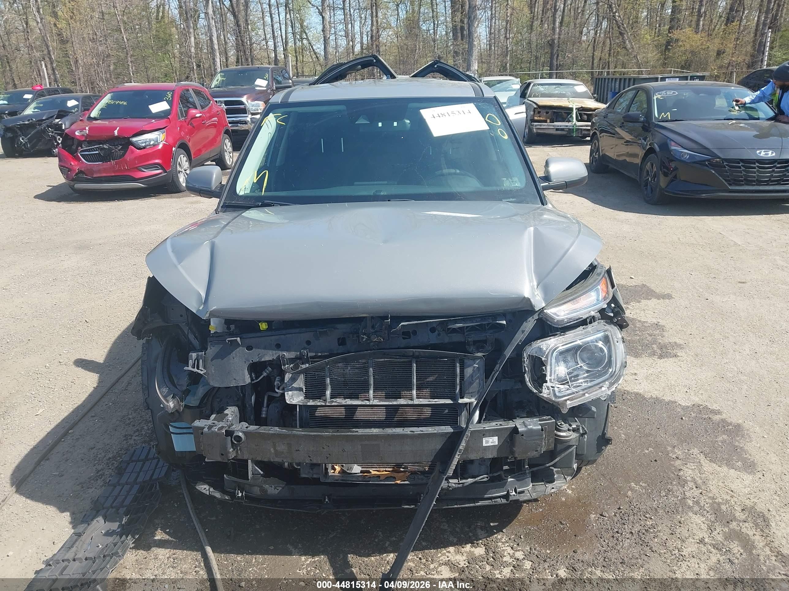 2021 Hyundai Venue Se Серый vin: KMHRB8A3XMU112887