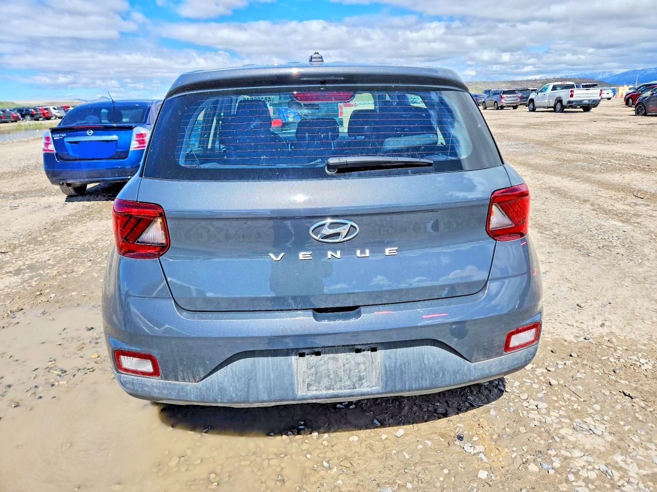 2024 Hyundai Venue Se Charcoal vin: KMHRB8A3XRU338631