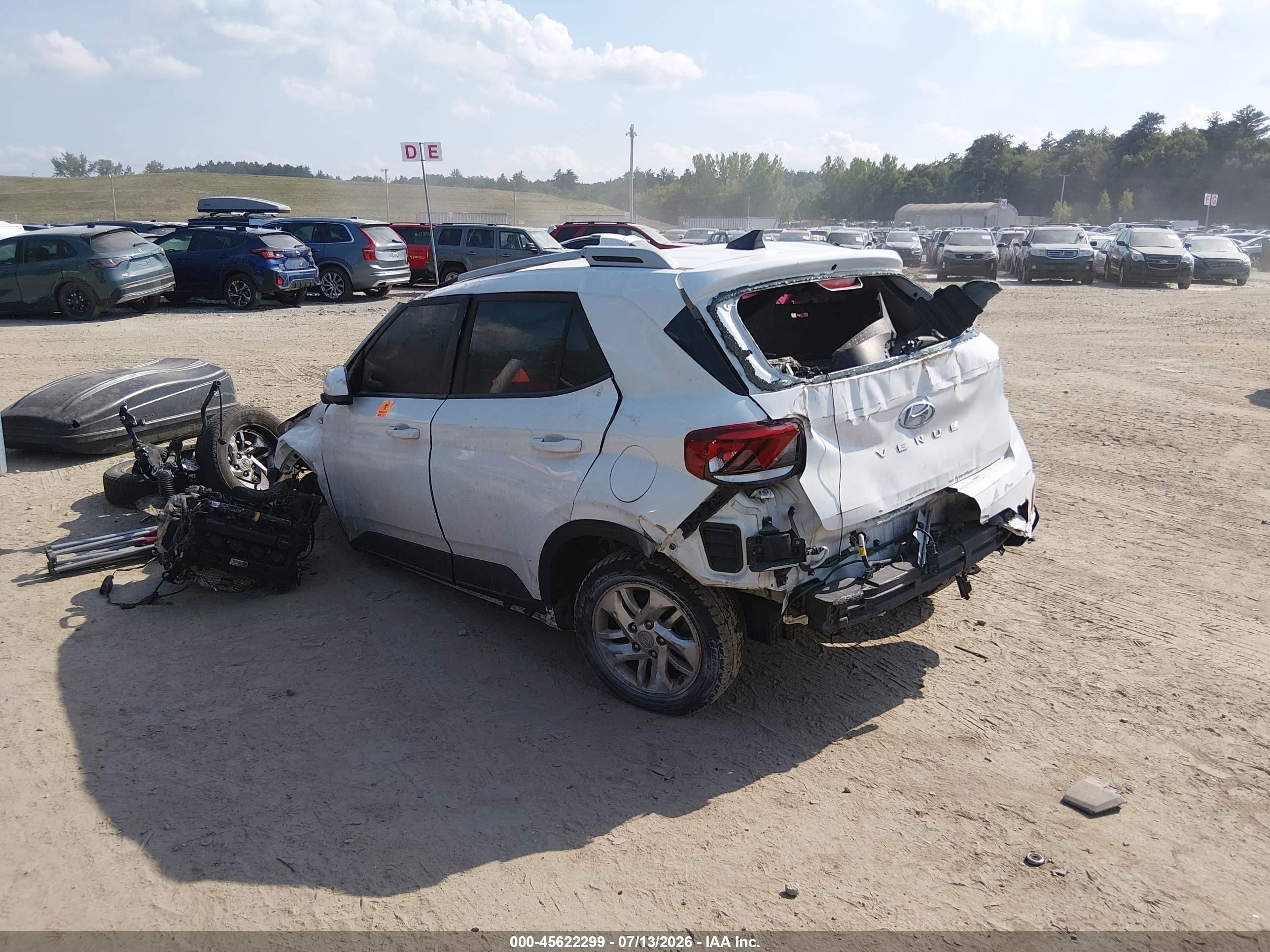 2020 Hyundai Venue Sel White vin: KMHRC8A30LU013782