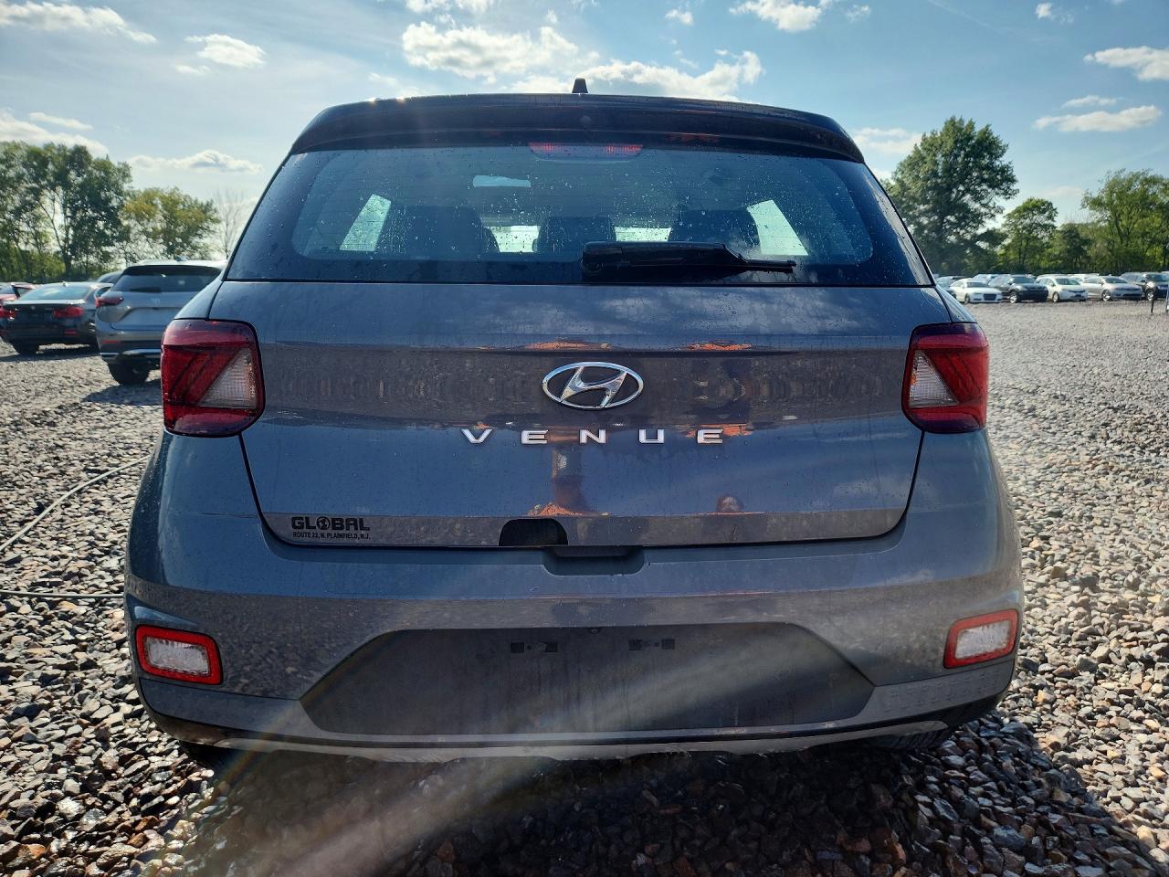2022 Hyundai Venue Limited Gray vin: KMHRC8A30NU140308