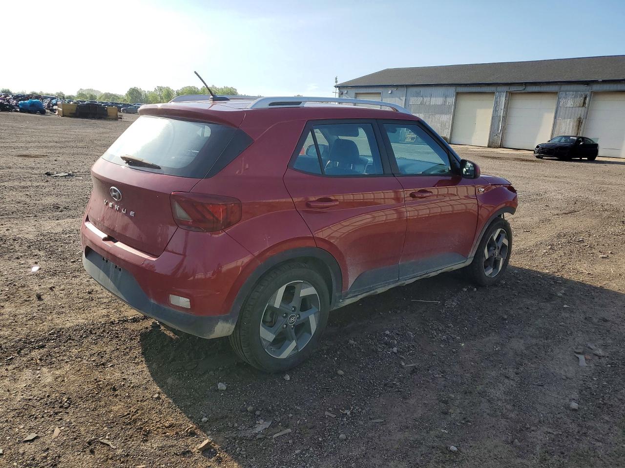 2023 Hyundai Venue Limited Red vin: KMHRC8A30PU228312