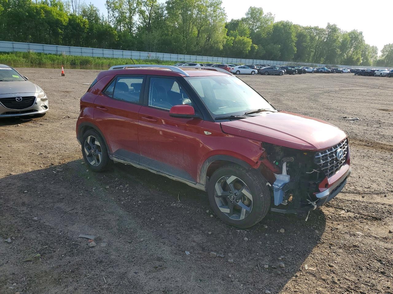 2023 Hyundai Venue Limited Red vin: KMHRC8A30PU228312