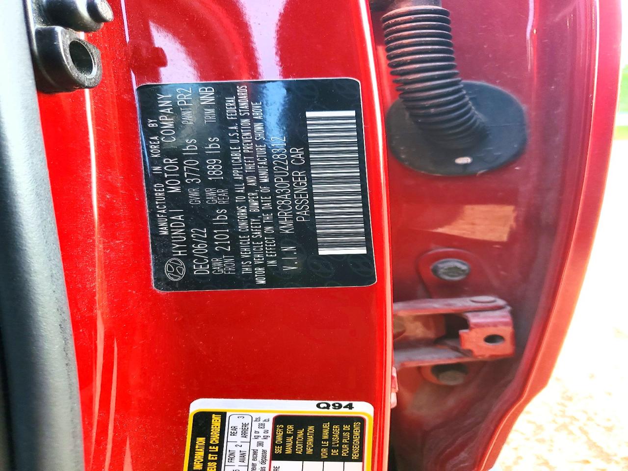 2023 Hyundai Venue Limited Red vin: KMHRC8A30PU228312