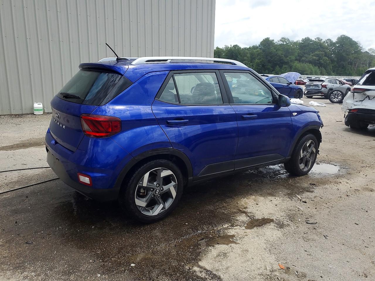2023 Hyundai Venue Sel Blue vin: KMHRC8A30PU276909
