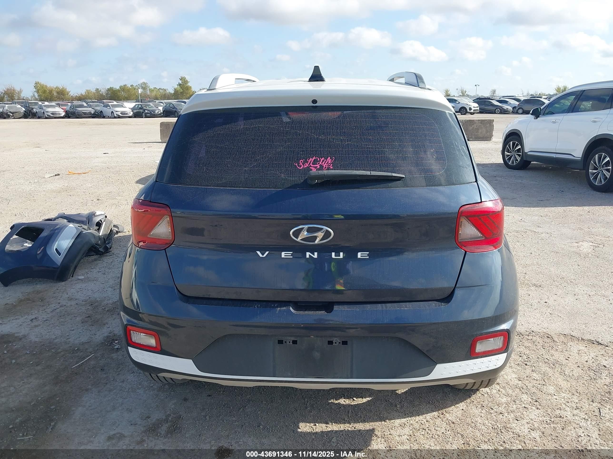 2020 Hyundai Venue Denim Blue vin: KMHRC8A31LU019915