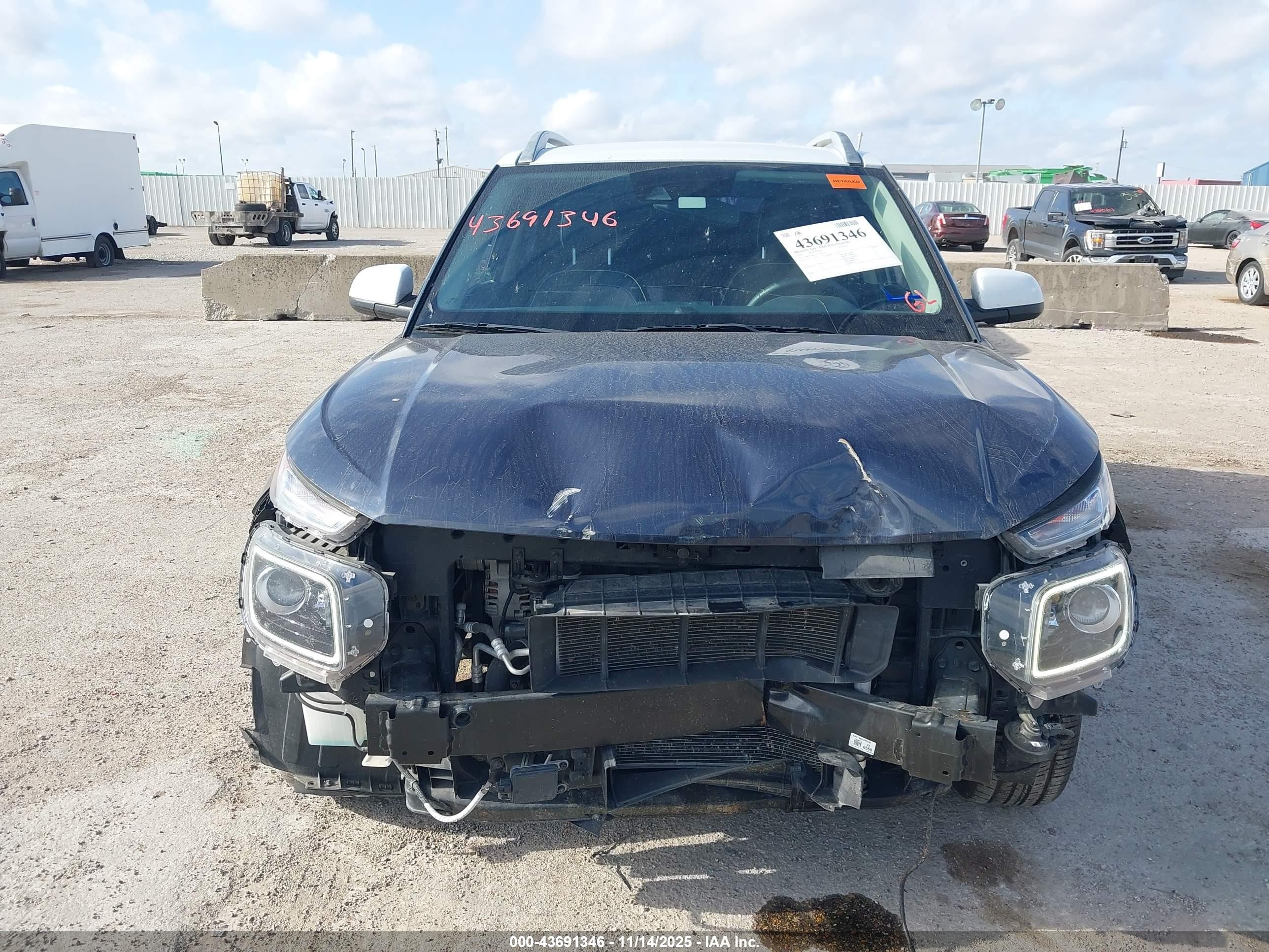2020 Hyundai Venue Denim Blue vin: KMHRC8A31LU019915