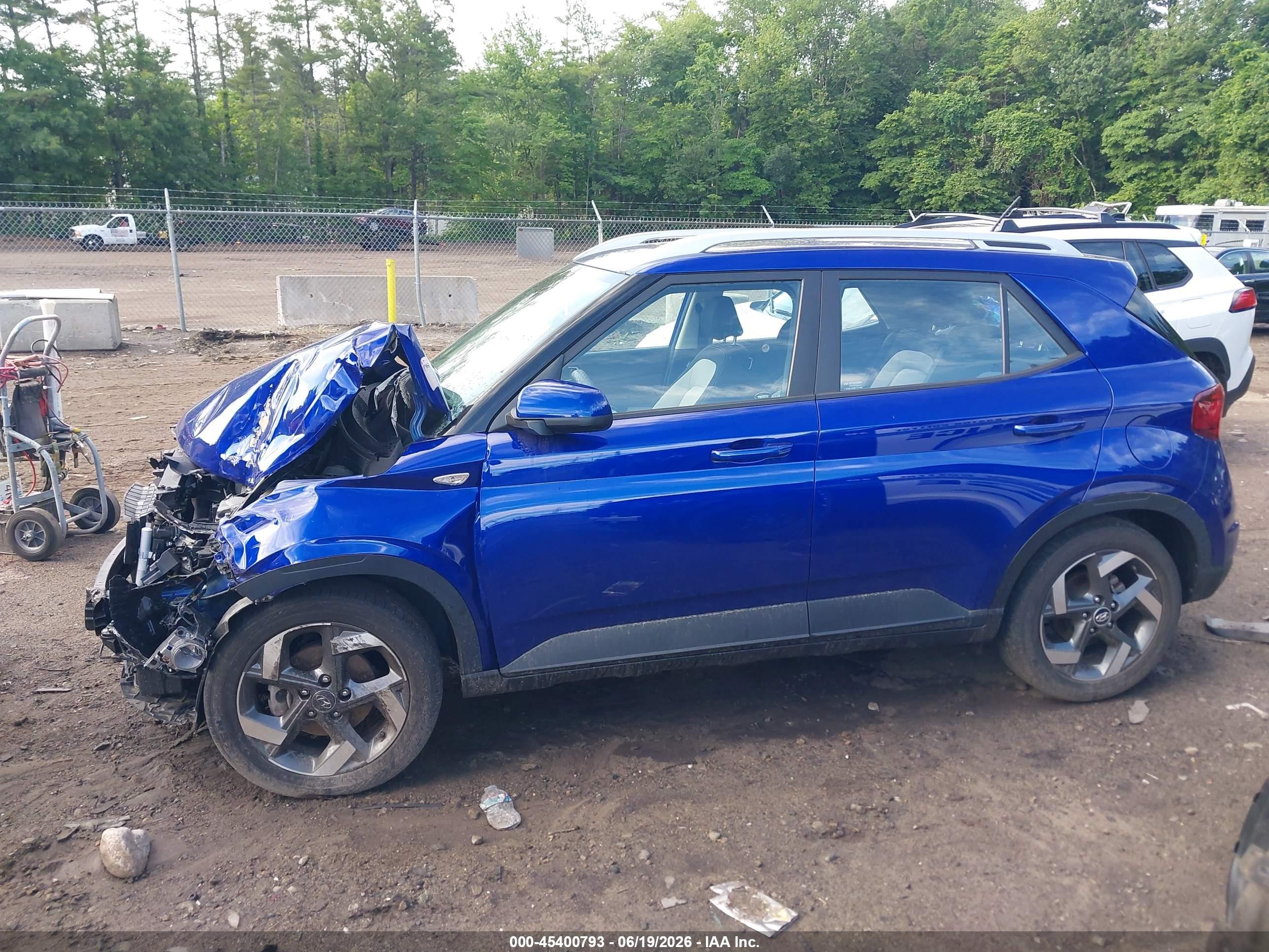 2023 Hyundai Venue Sel Blue vin: KMHRC8A31PU217237