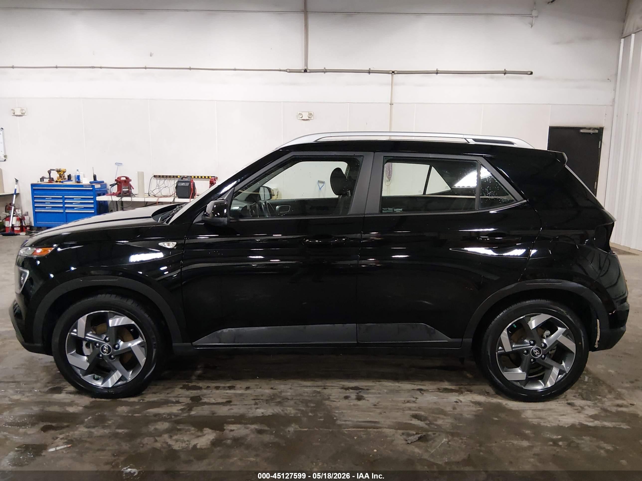 2020 Hyundai Venue Sel Черный vin: KMHRC8A32LU046721