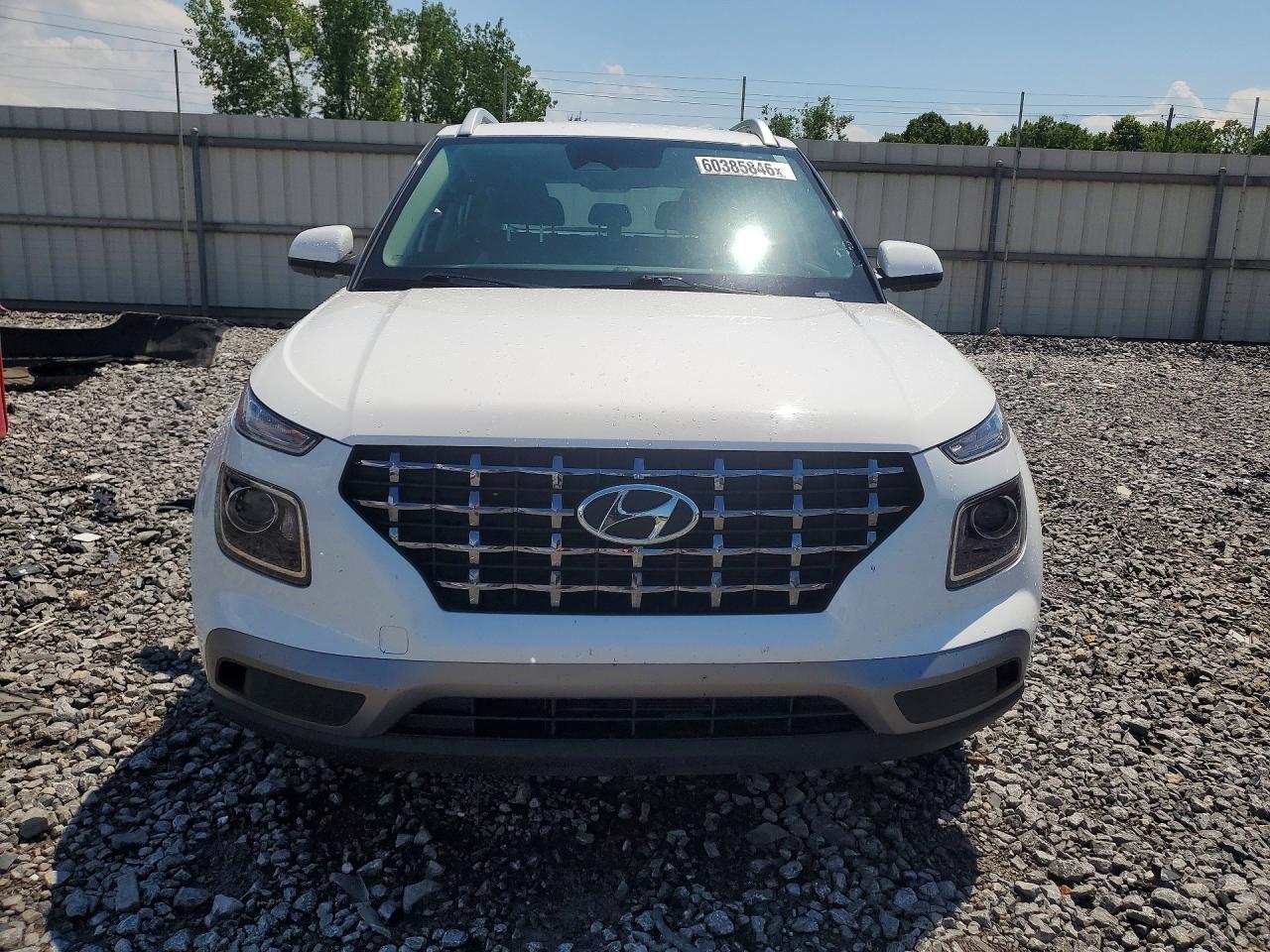 2024 Hyundai Venue White vin: KMHRC8A32RU288255