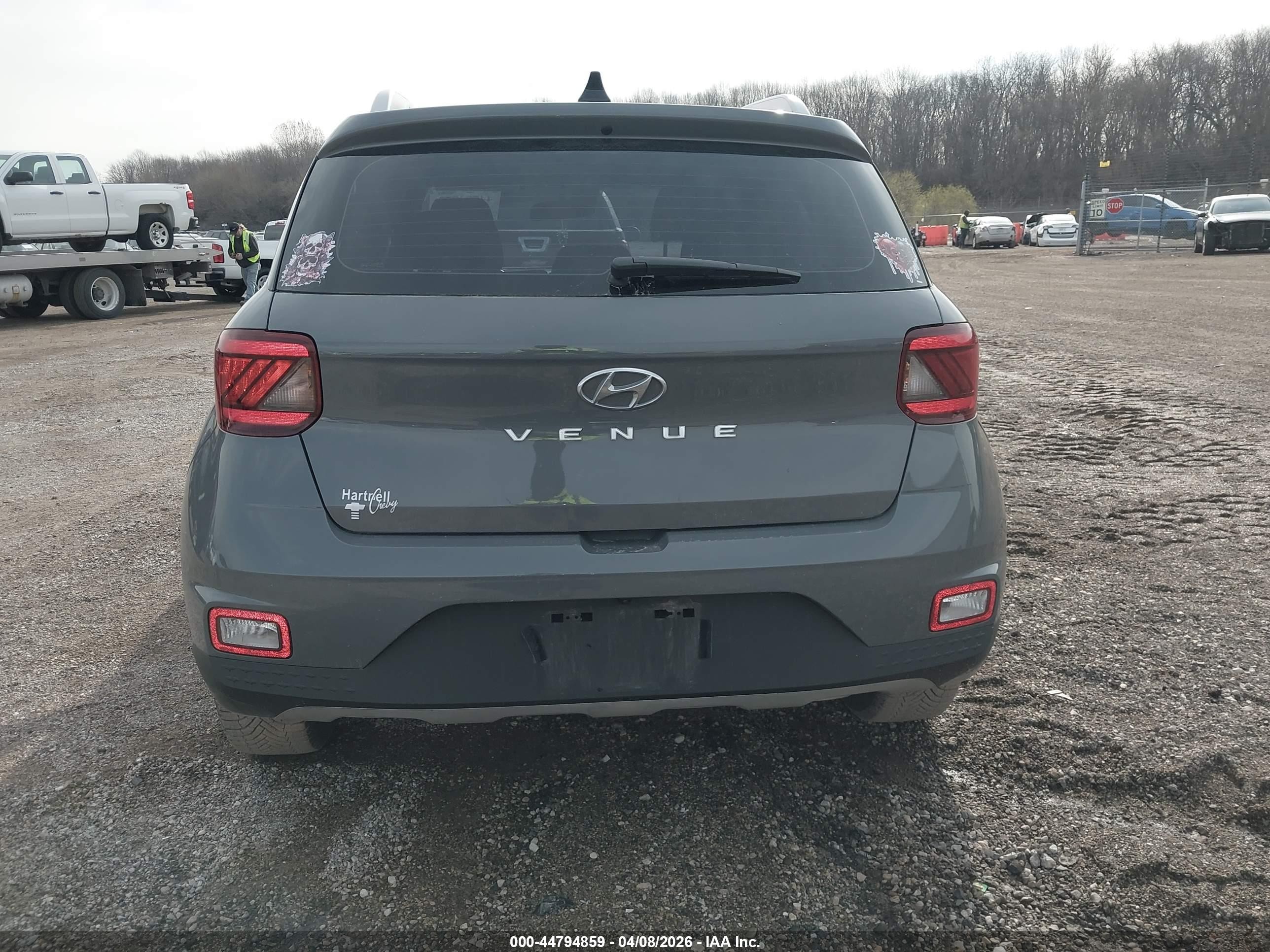2020 Hyundai Venue Sel Gray vin: KMHRC8A33LU017938