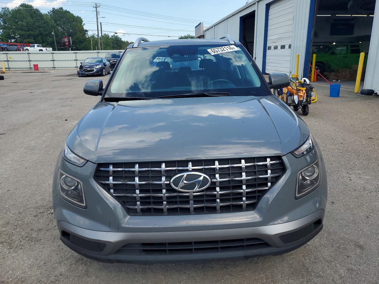 2023 Hyundai Venue Sel Gray vin: KMHRC8A33PU226313