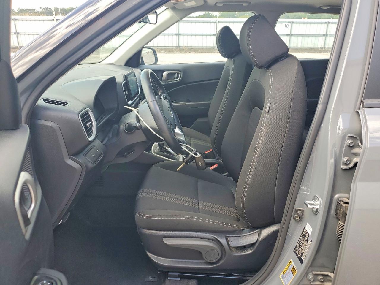 2023 Hyundai Venue Sel Gray vin: KMHRC8A33PU226313