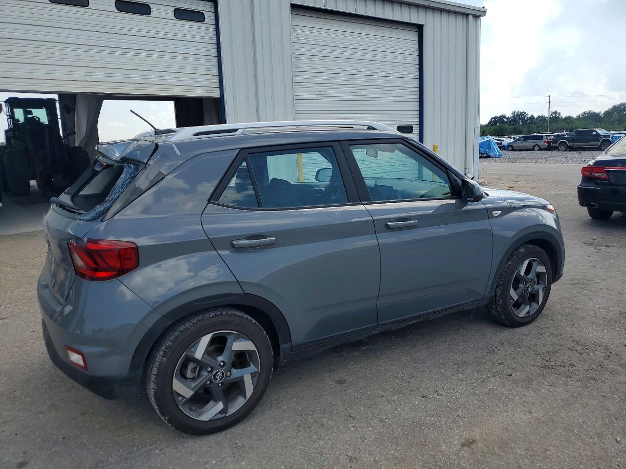 2023 Hyundai Venue Sel Gray vin: KMHRC8A33PU226313