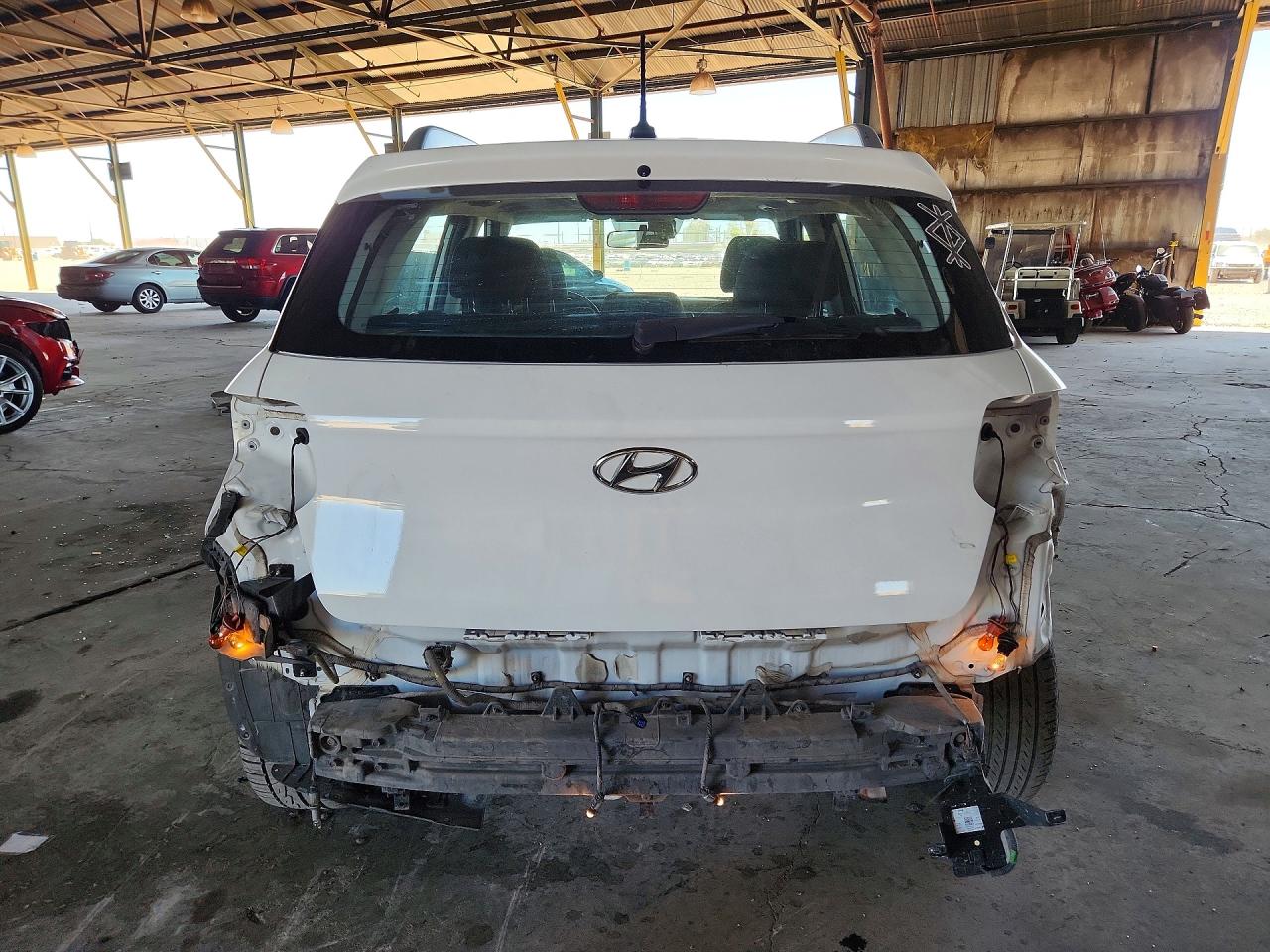 2023 Hyundai Venue Sel White vin: KMHRC8A33PU233780