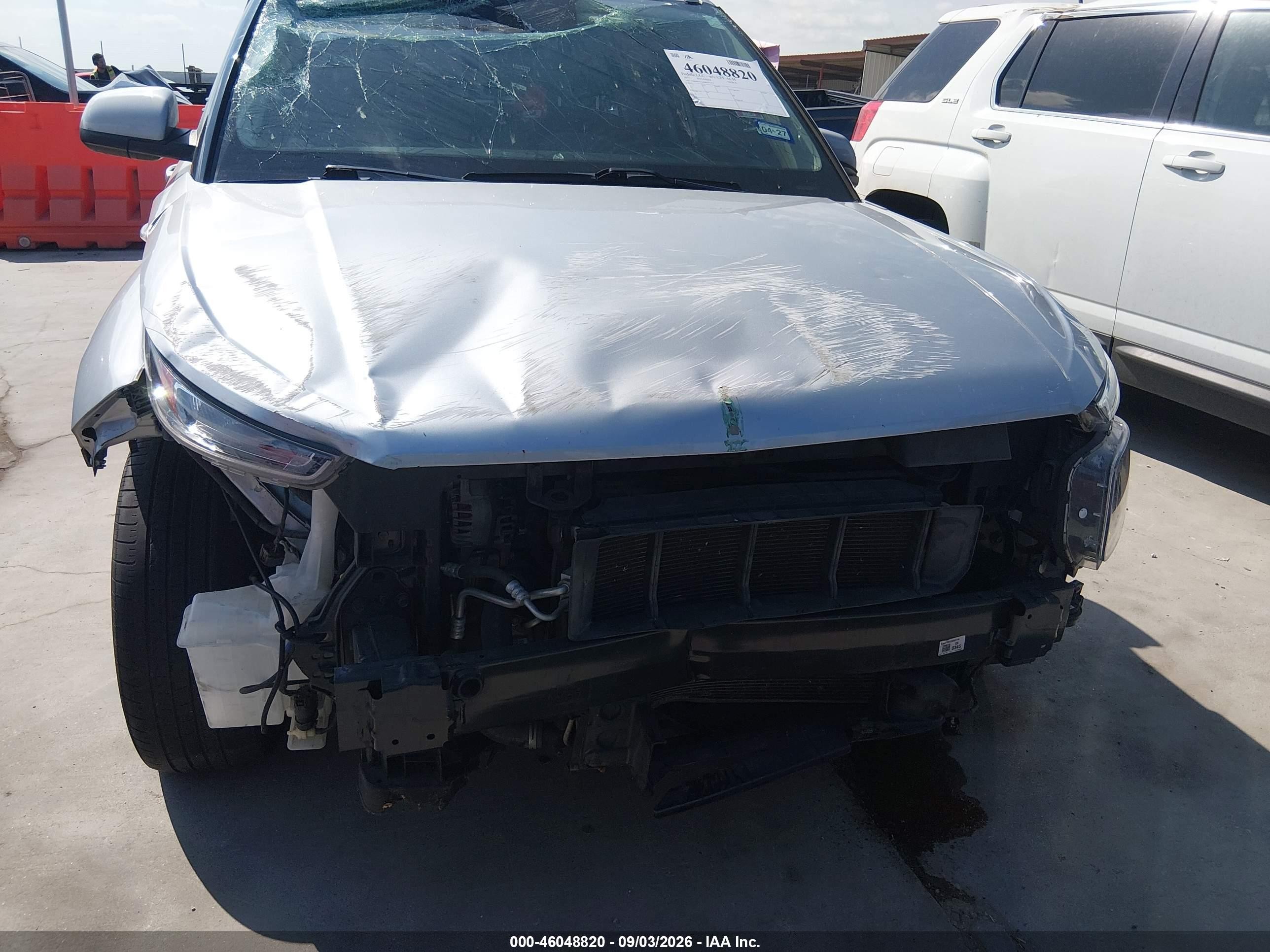 2021 Hyundai Venue Sel Silver vin: KMHRC8A34MU071427