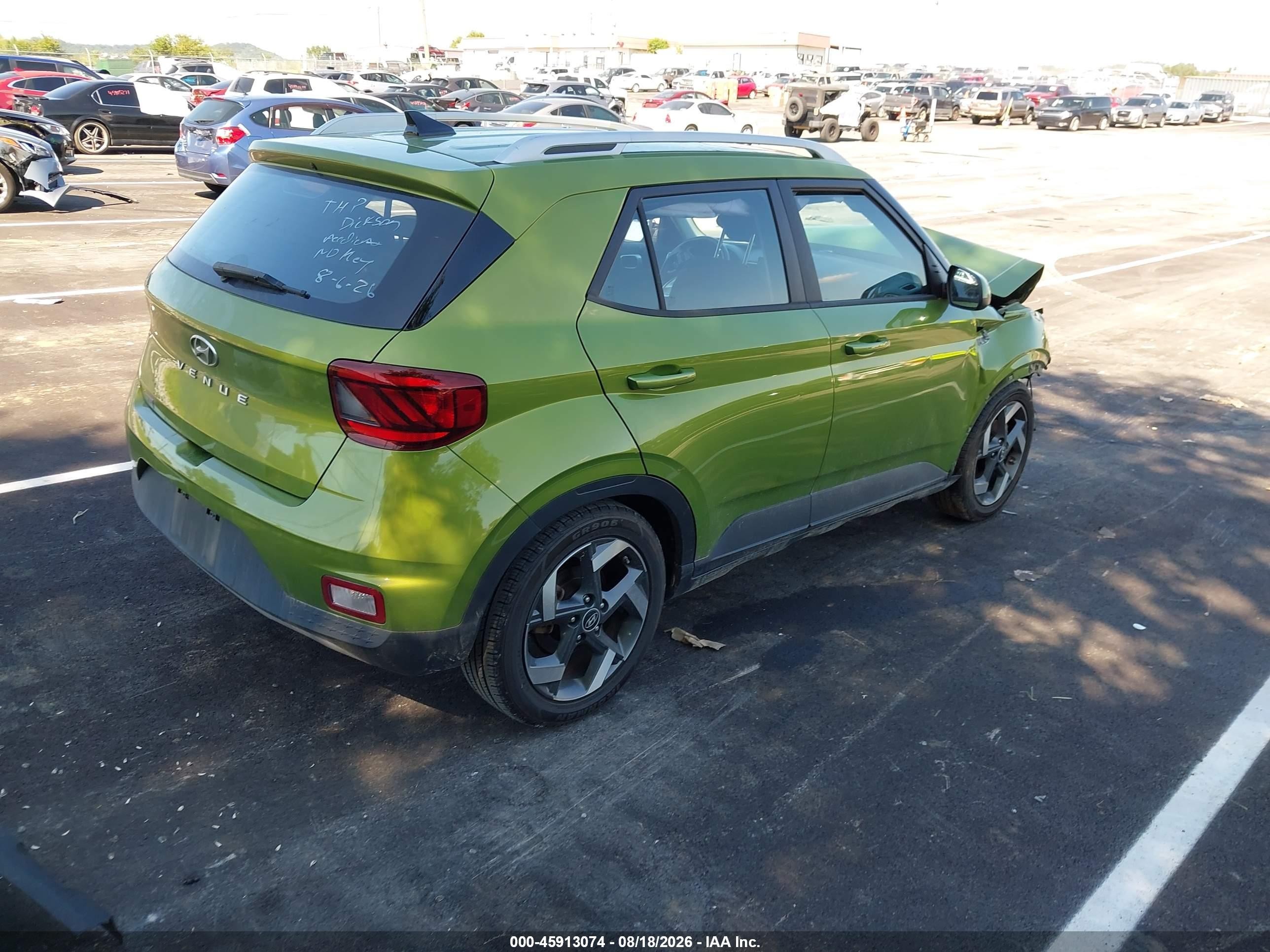 2022 Hyundai Venue Sel Green vin: KMHRC8A34NU199586