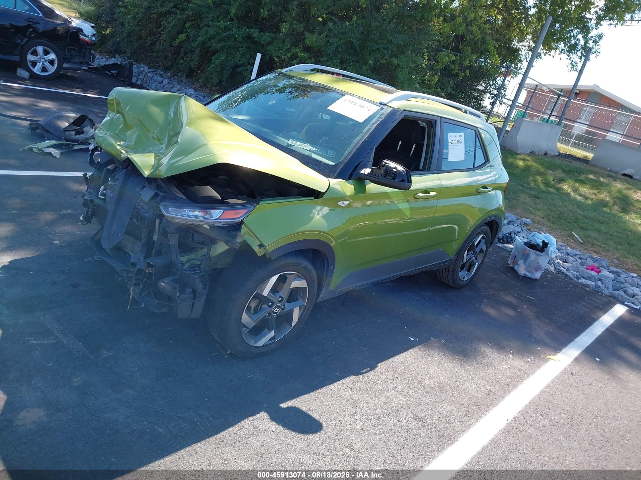 2022 Hyundai Venue Sel Green vin: KMHRC8A34NU199586