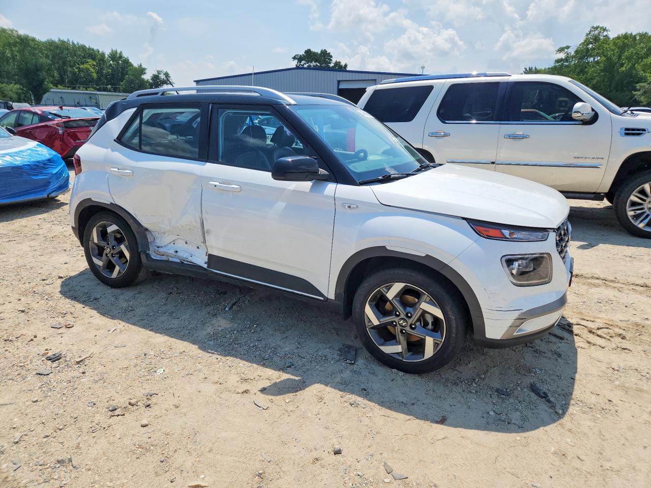 2023 Hyundai Venue Limited White vin: KMHRC8A34PU235361