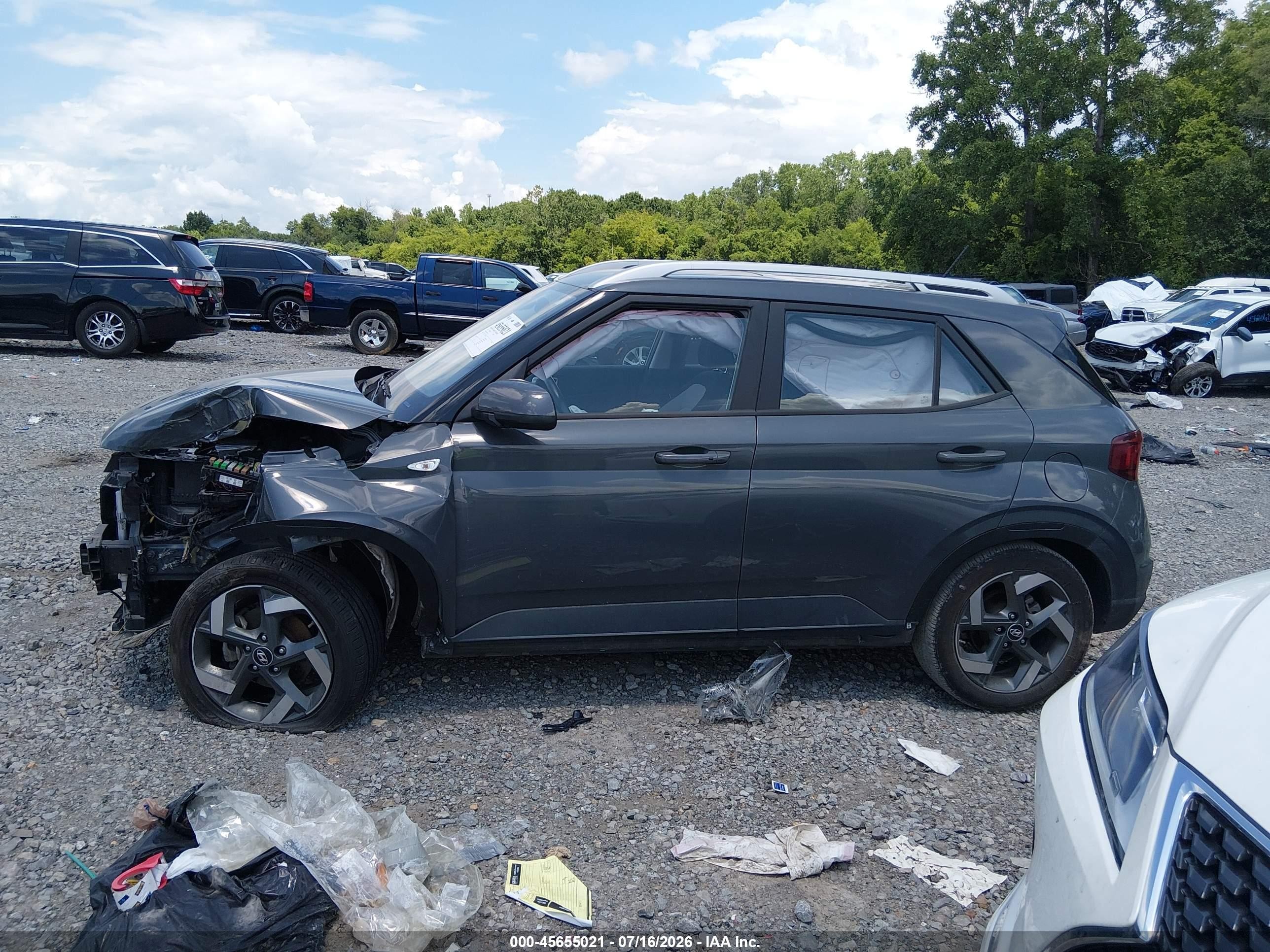 2024 Hyundai Venue Sel Gray vin: KMHRC8A34RU282716