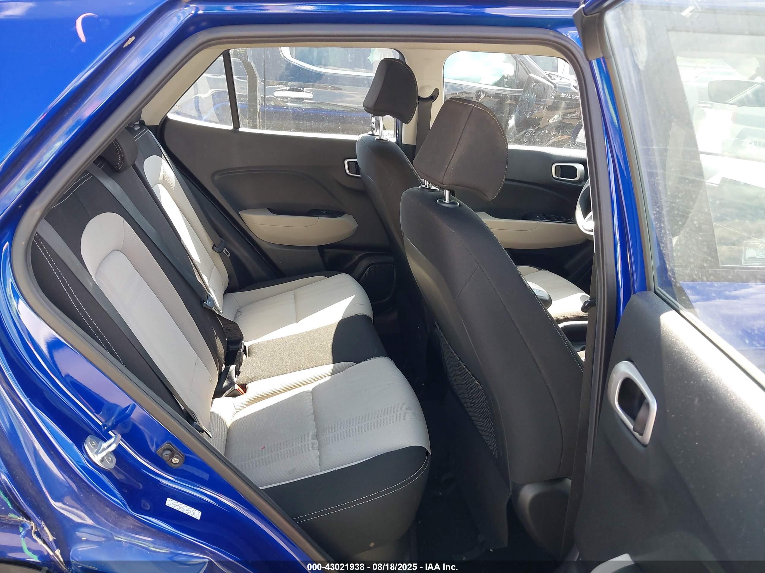 2020 Hyundai Venue Sel Синий vin: KMHRC8A35LU029105