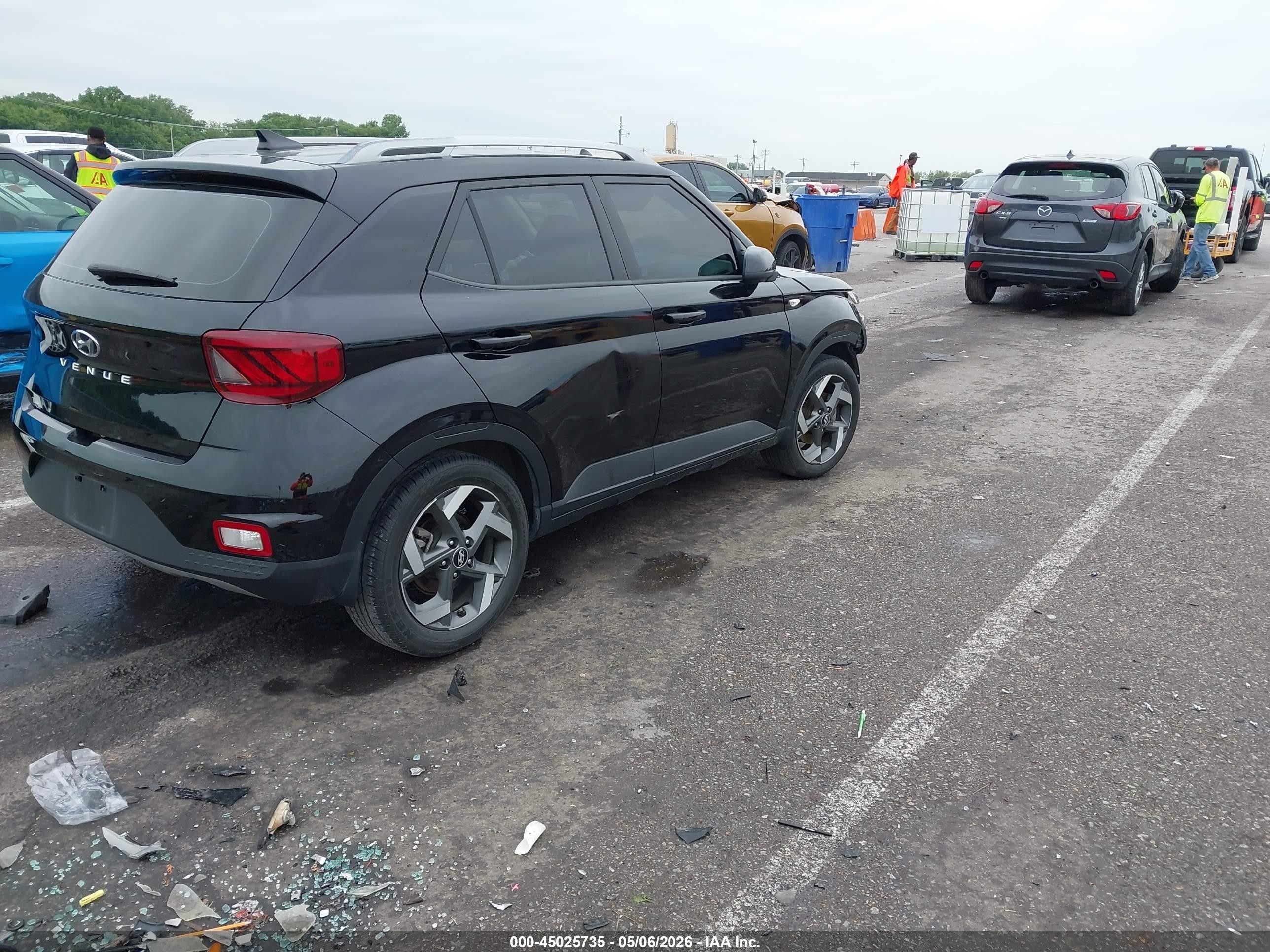 2020 Hyundai Venue Sel Black vin: KMHRC8A35LU050293