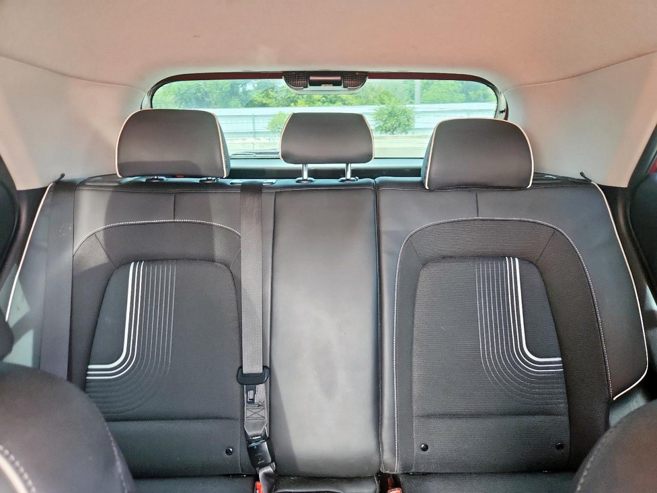 2024 Hyundai Venue Sel Красный vin: KMHRC8A35RU280179