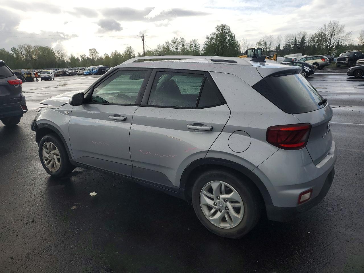2020 Hyundai Venue Sel Серебряный vin: KMHRC8A36LU018114