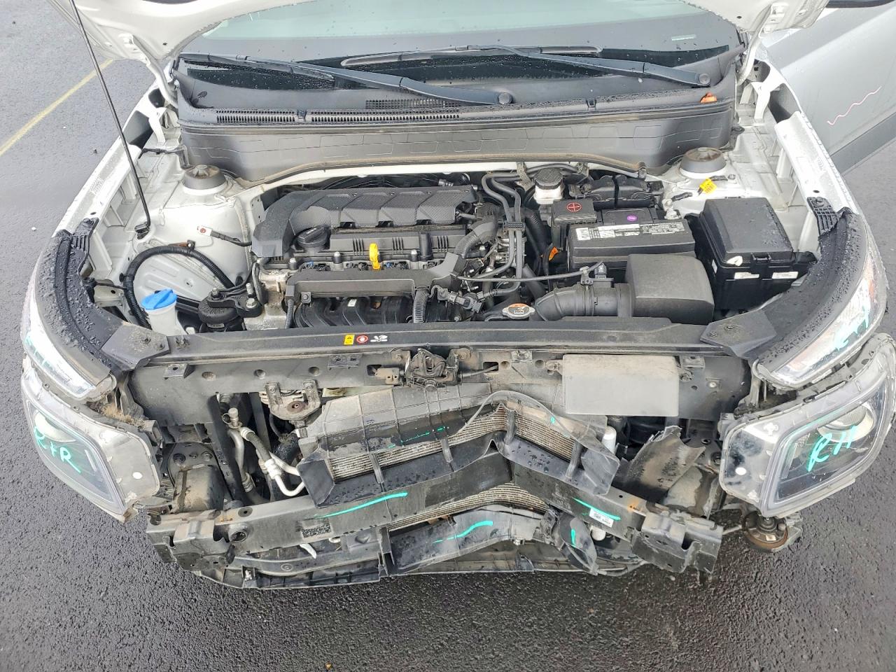 2020 Hyundai Venue Sel Серебряный vin: KMHRC8A36LU018114