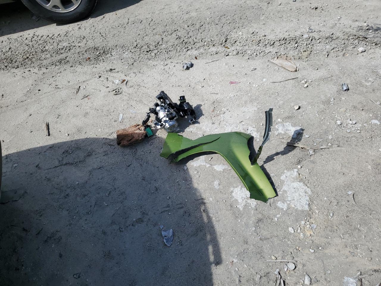 2020 Hyundai Venue Sel Green vin: KMHRC8A36LU035124