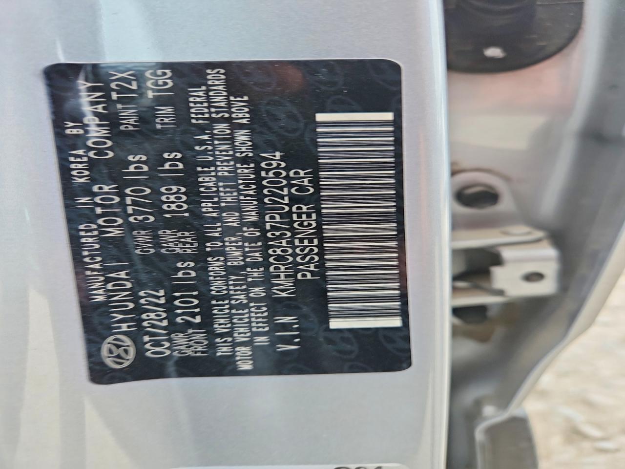 2023 Hyundai Venue Sel Silver vin: KMHRC8A37PU220594