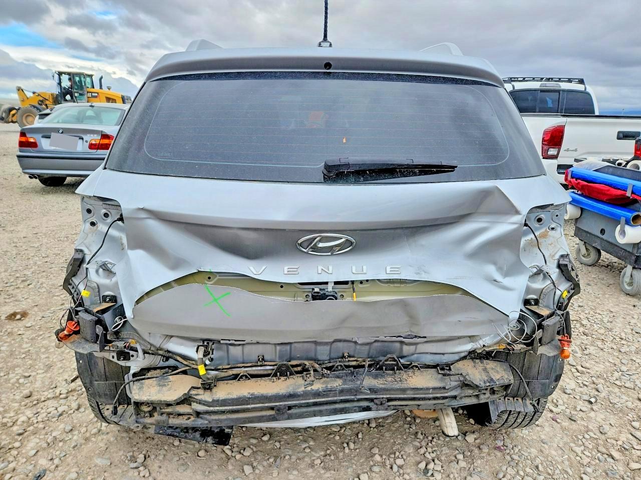 2023 Hyundai Venue Sel Silver vin: KMHRC8A37PU220594