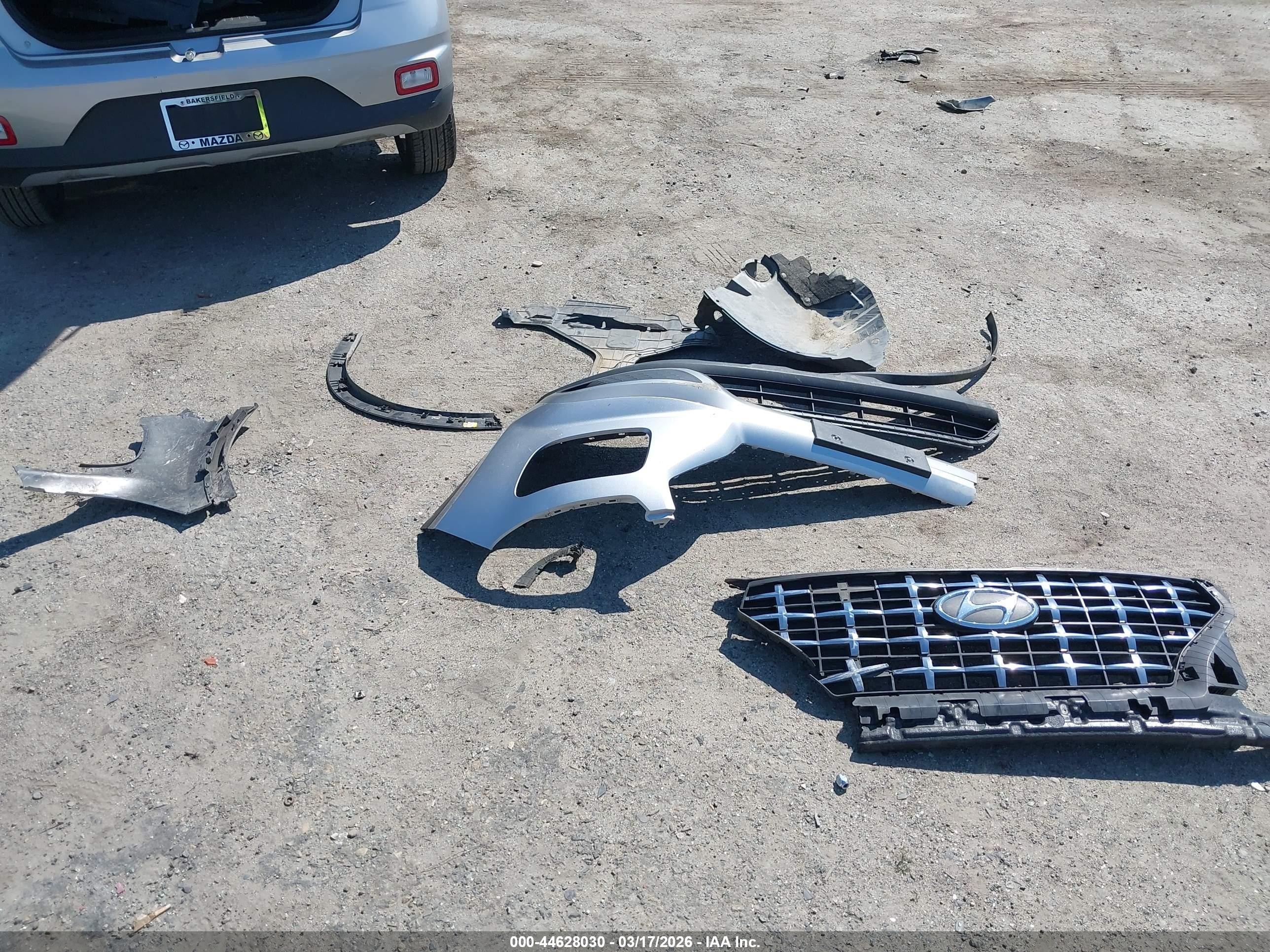 2023 Hyundai Venue Sel Silver vin: KMHRC8A37PU248802