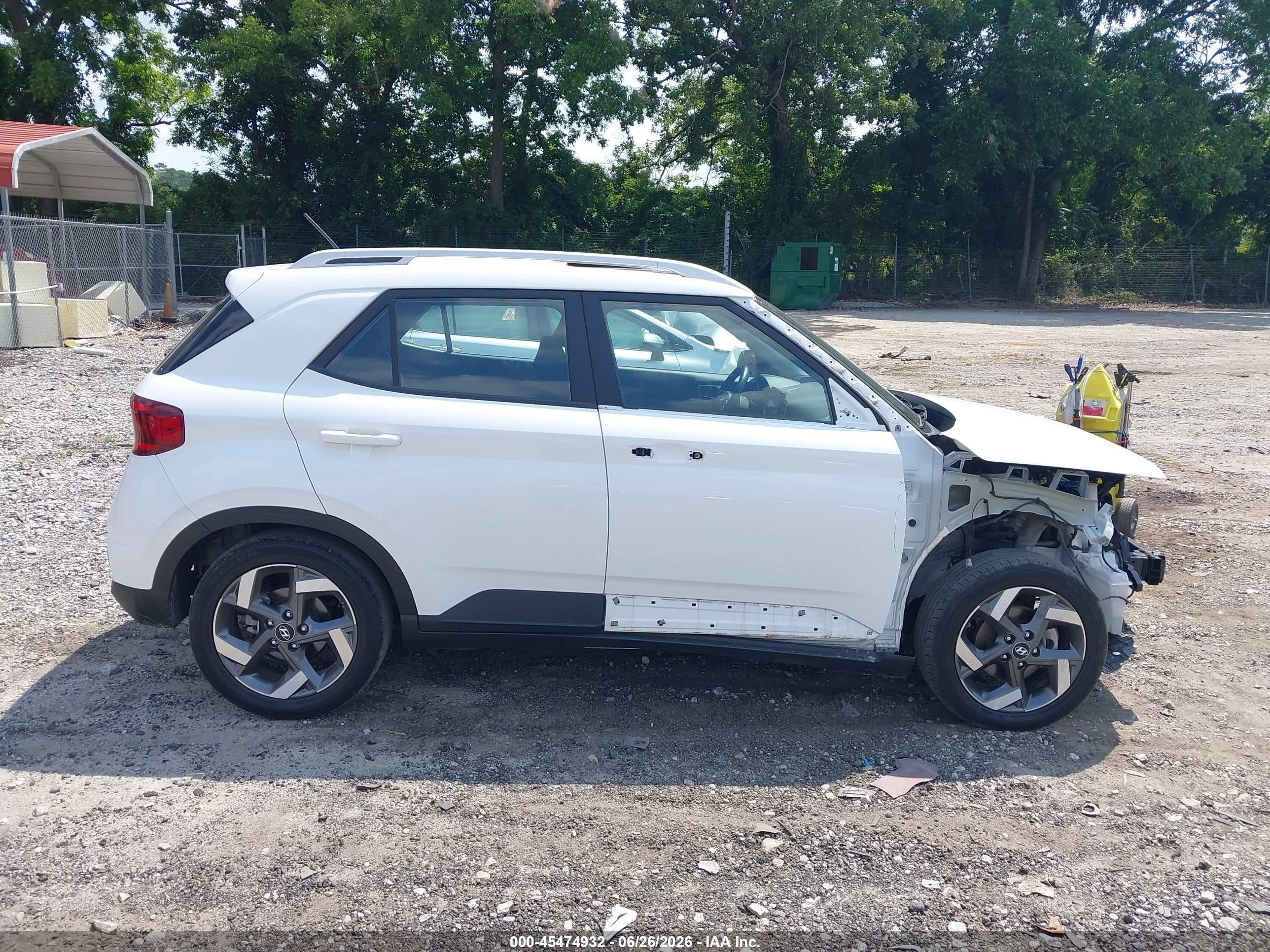 2024 Hyundai Venue Sel Белый vin: KMHRC8A37RU323937