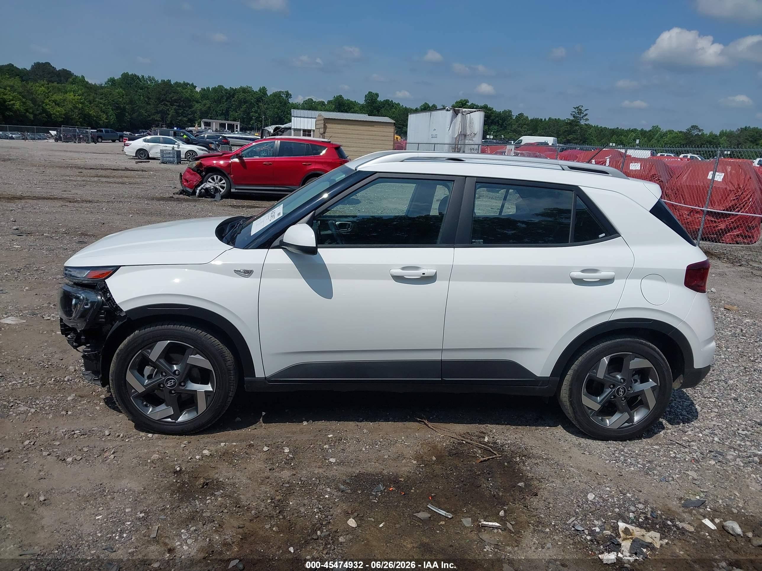 2024 Hyundai Venue Sel Белый vin: KMHRC8A37RU323937