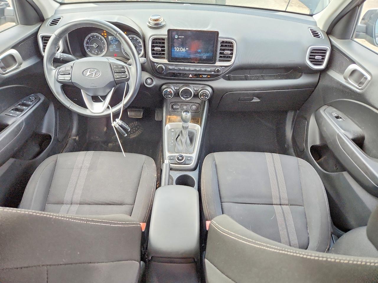 2021 Hyundai Venue Sel Black vin: KMHRC8A38MU084181