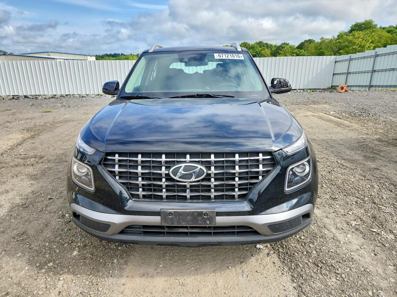 2021 Hyundai Venue Sel Black vin: KMHRC8A38MU084181