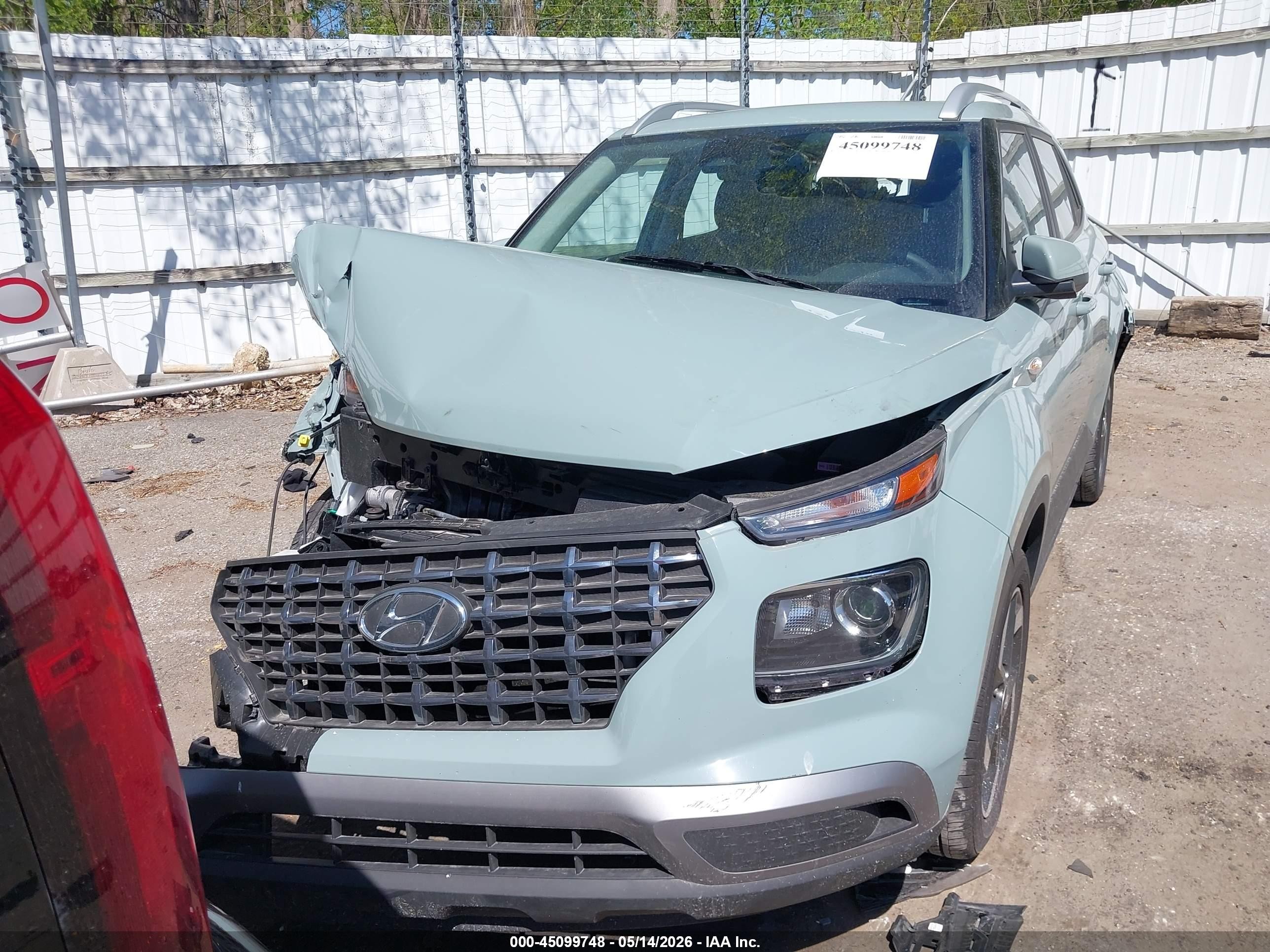 2025 Hyundai Venue Sel Green vin: KMHRC8A38SU372375