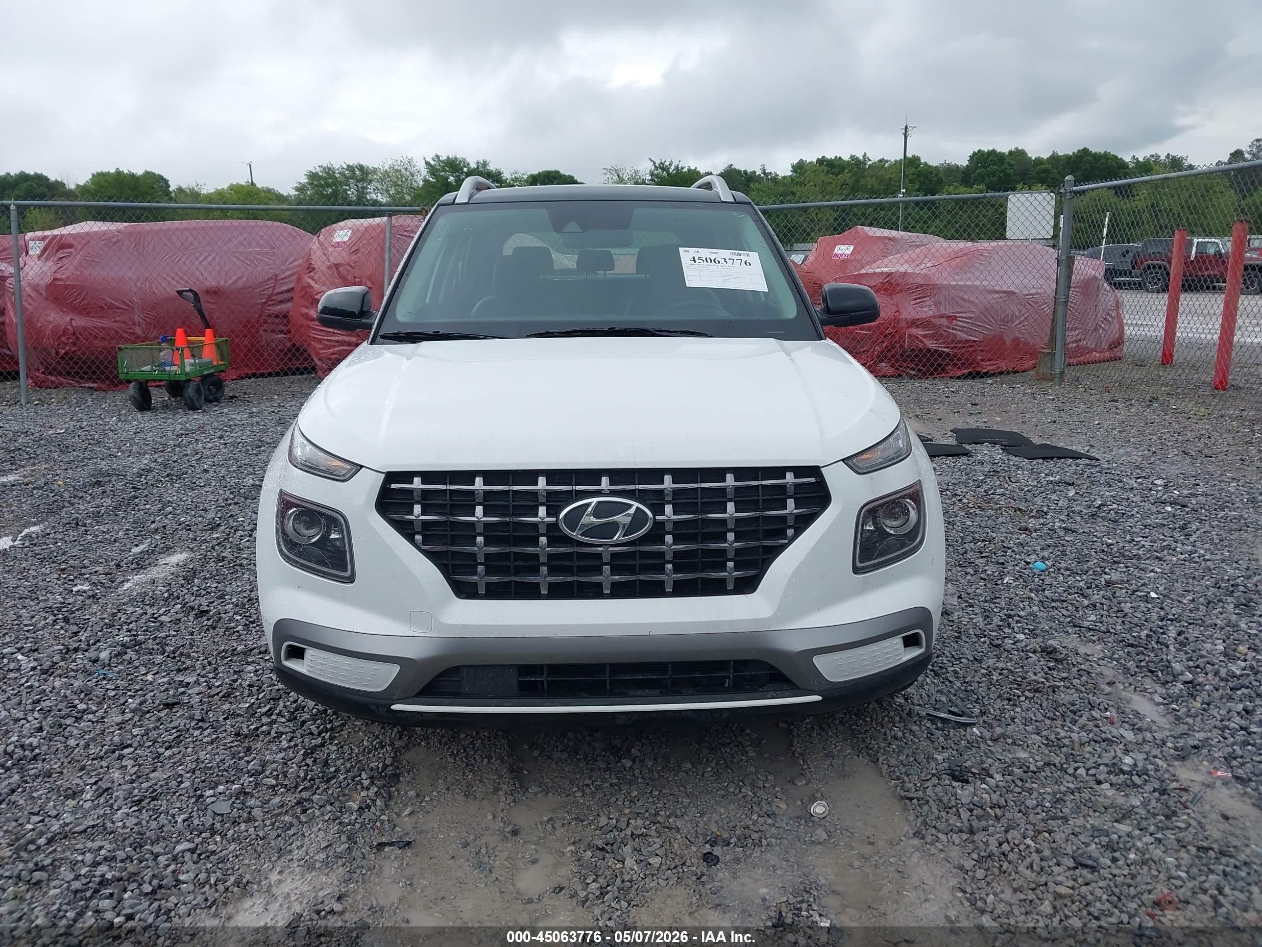 2022 Hyundai Venue Limited Белый vin: KMHRC8A3XNU172182