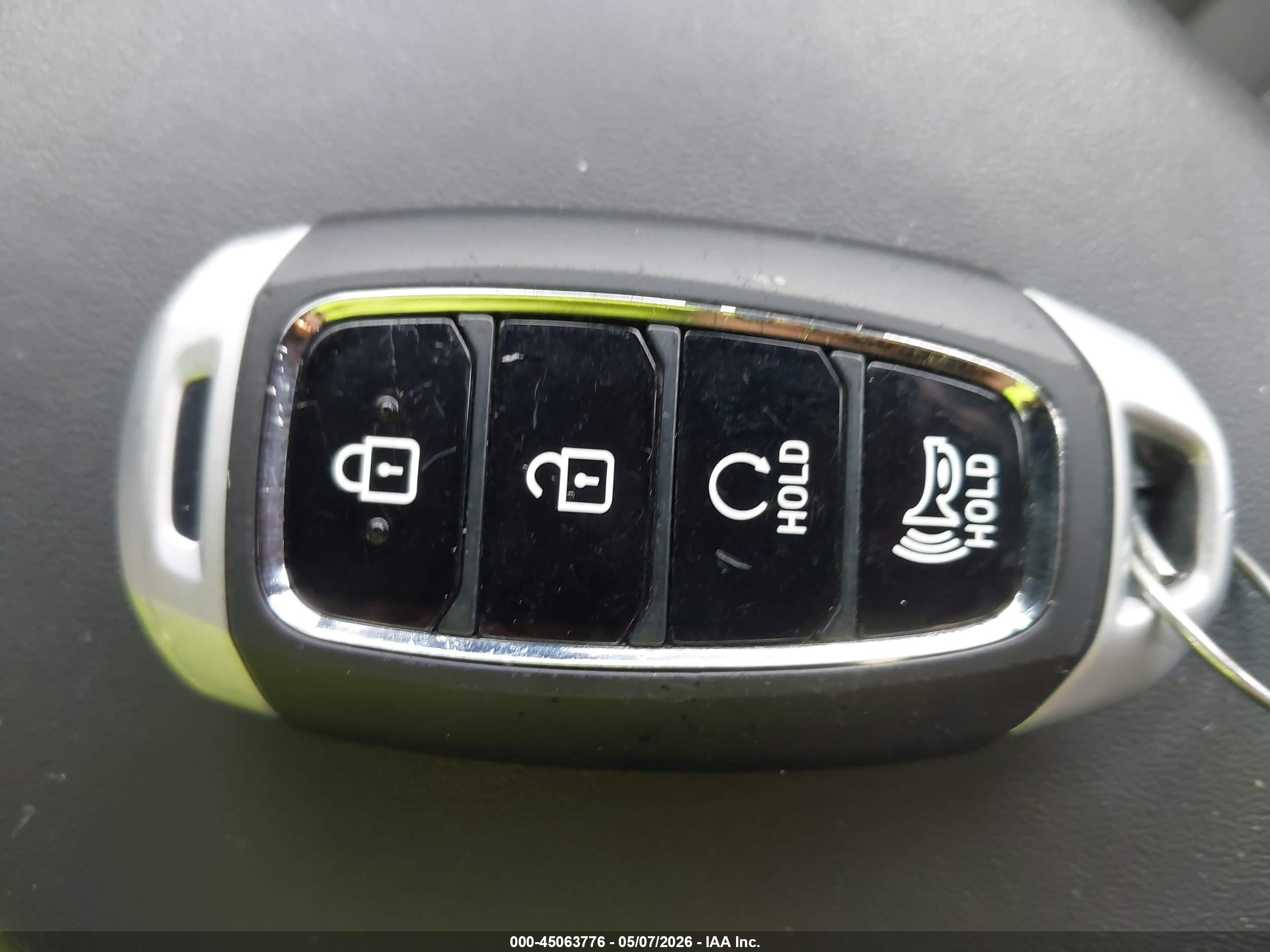2022 Hyundai Venue Limited Белый vin: KMHRC8A3XNU172182