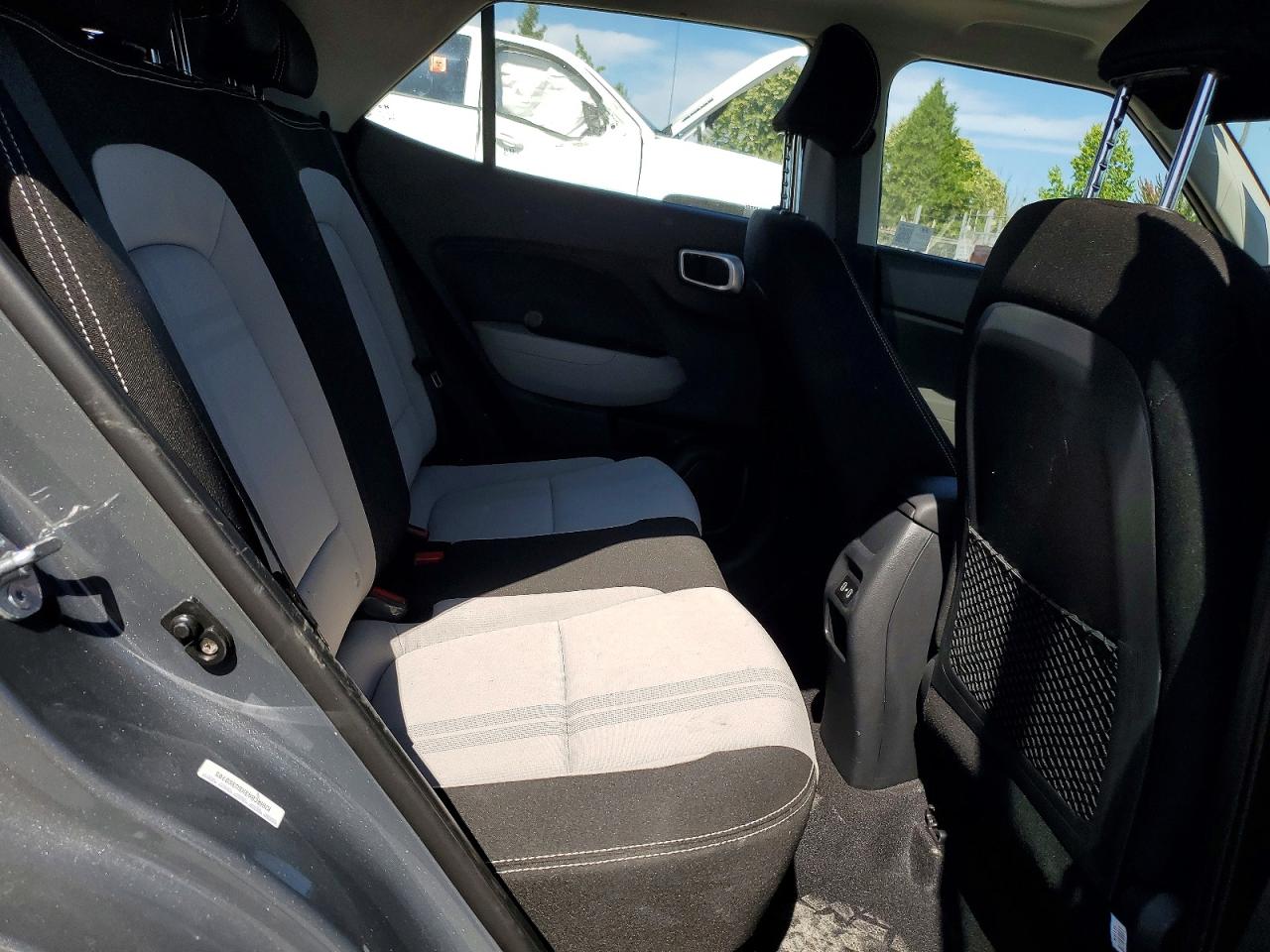 2025 Hyundai Venue Sel Gray vin: KMHRC8A3XSU358705