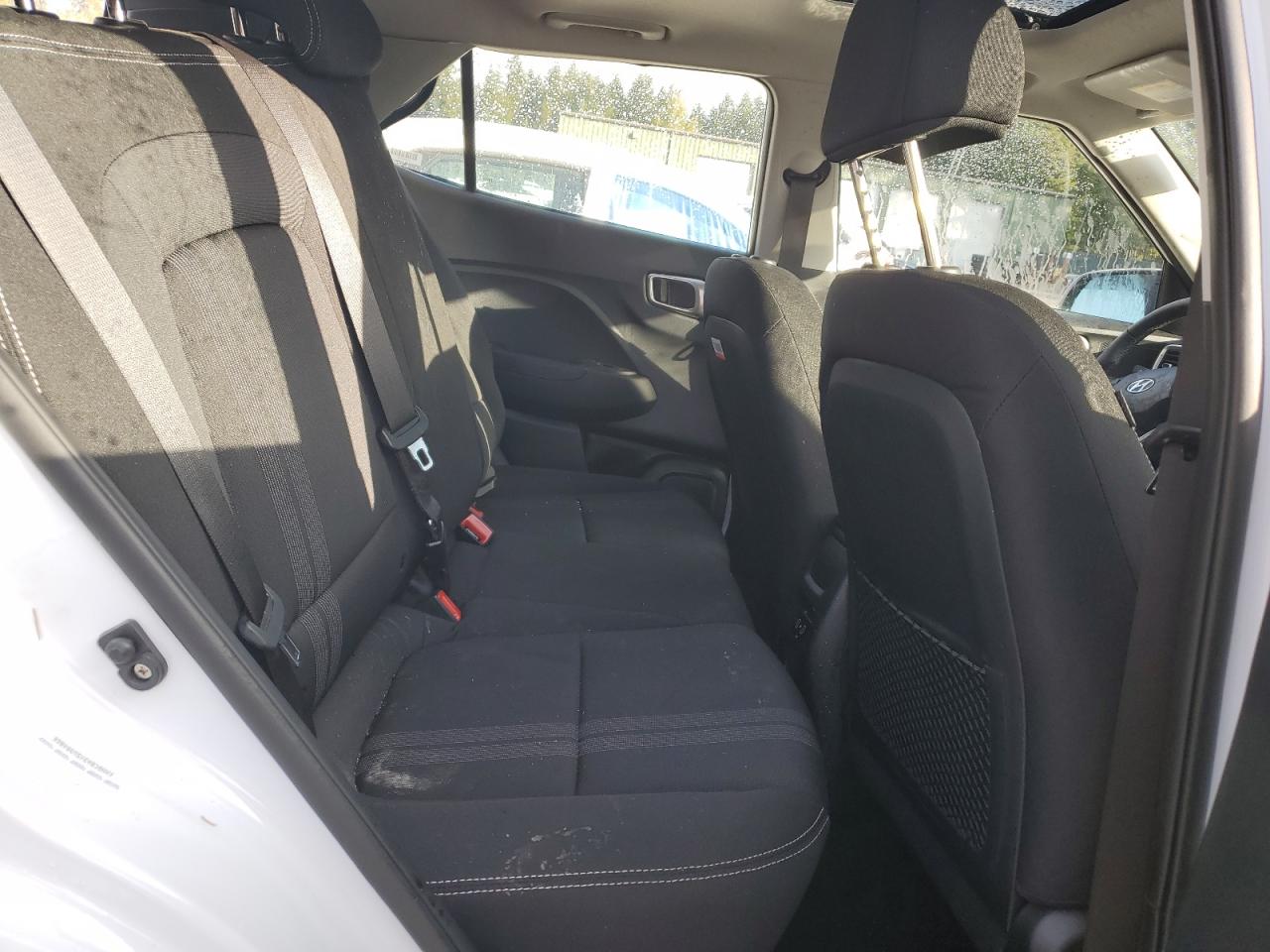 2025 Hyundai Venue Sel White vin: KMHRC8A3XSU384866