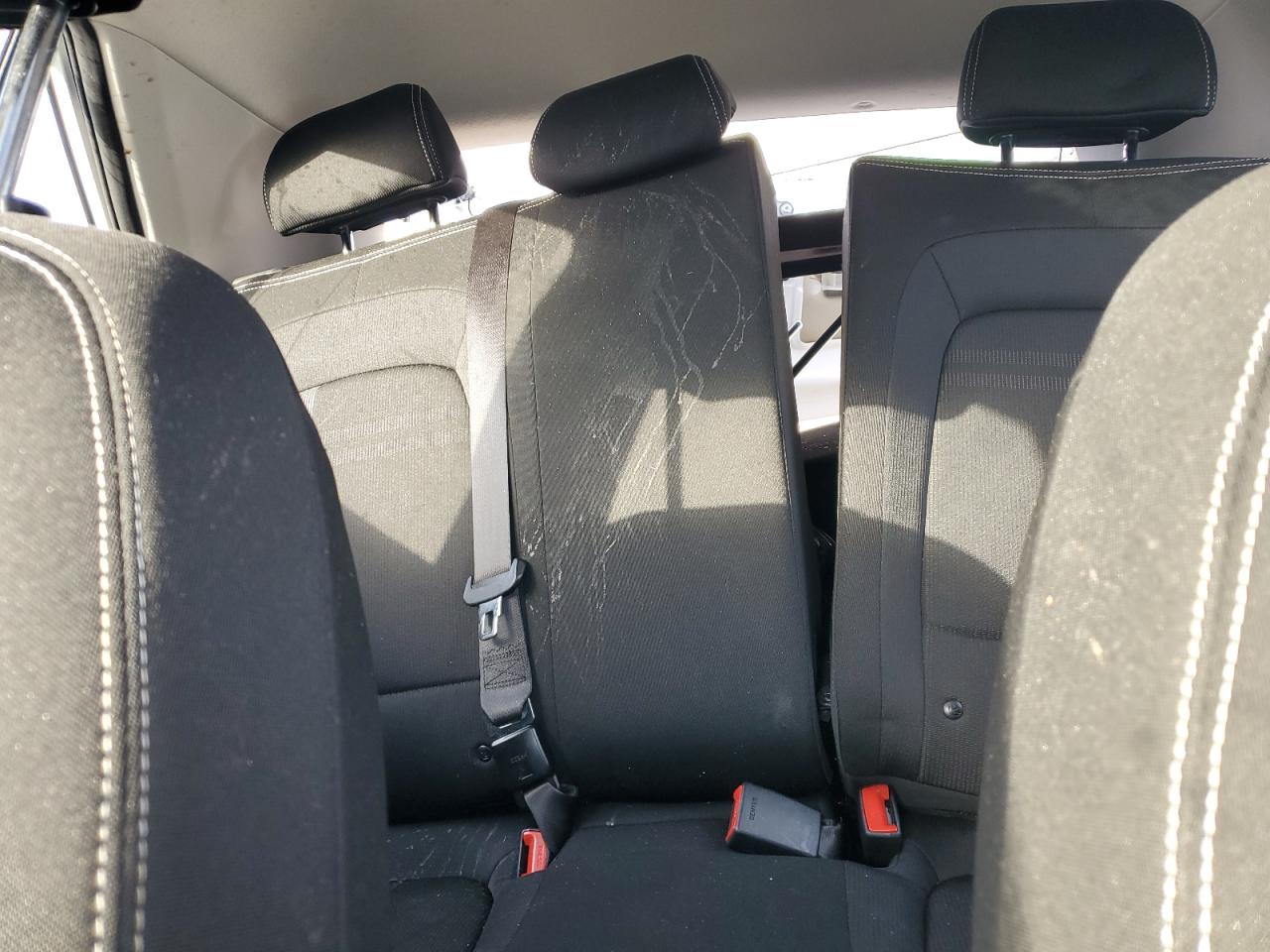 2025 Hyundai Venue Sel White vin: KMHRC8A3XSU384866
